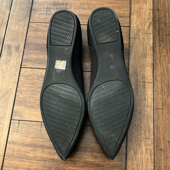 Rothy’s Black Points - Picture 2 of 4